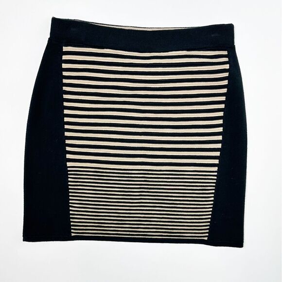 Rag & Bone Knit Mini Skirt Black Tan Striped Size Small - Picture 3 of 6